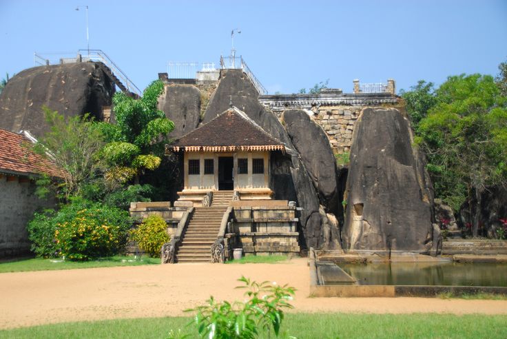 Image of Isurumuniya Temple (Famous Rock Temple)